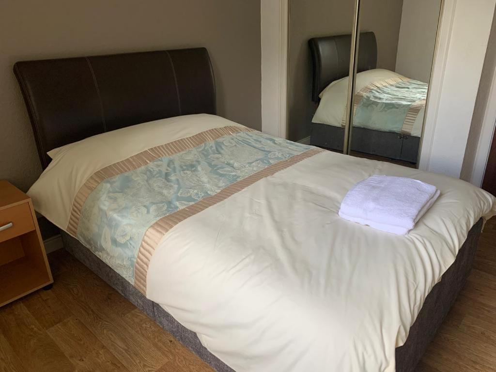 2 Bedroom Central Apartment エディンバラ エクステリア 写真